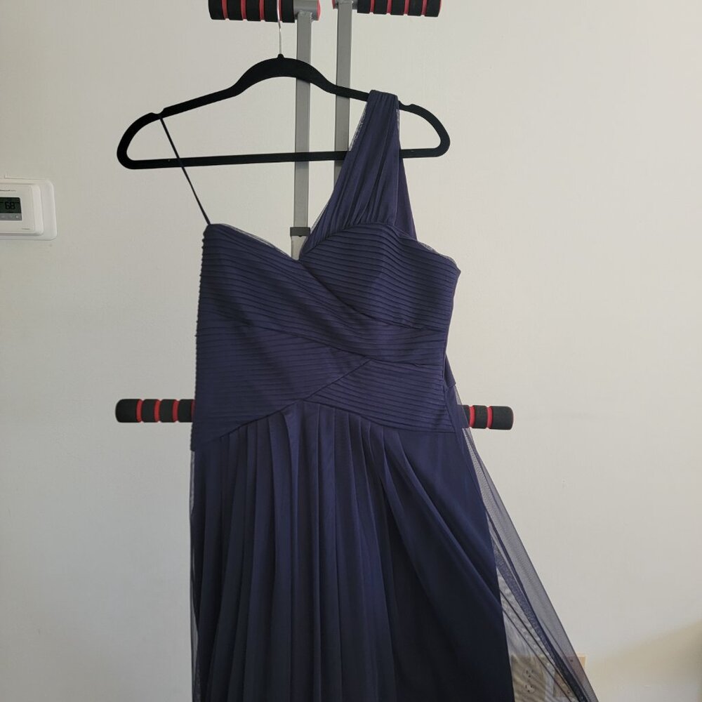 Dress - Picture 5 of 6